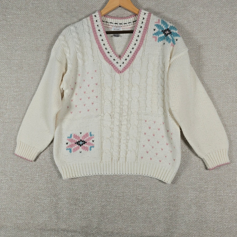 62 East Vintage Cream Cable Knit Floral Heart V-Neck Sweater‎ Womens Medium